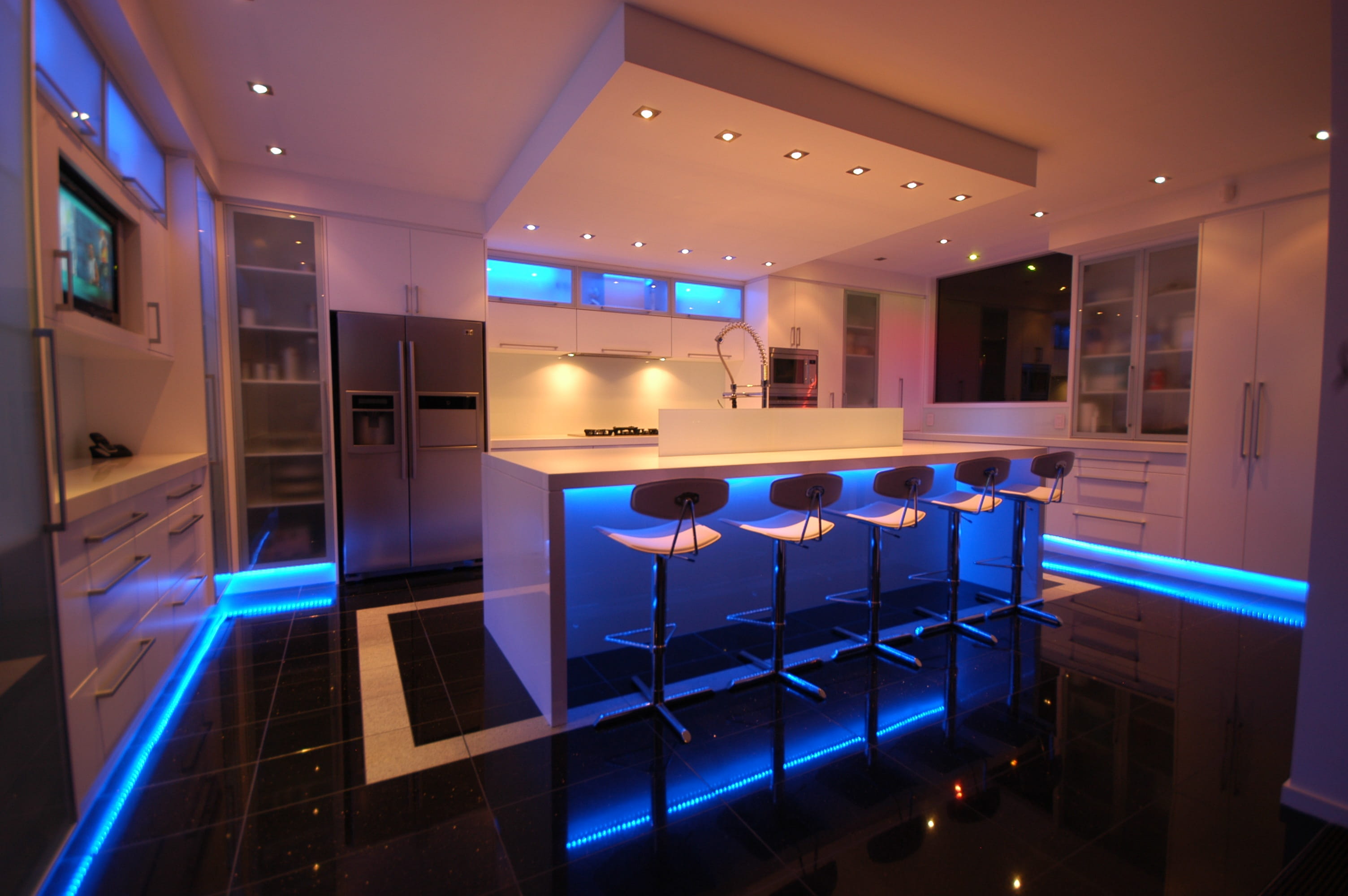 Modern Kitchen with Island